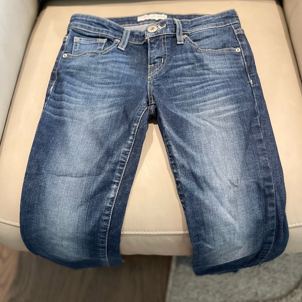Guess Jeans - Picture 5 of 13